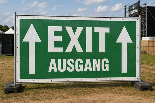 Banner "Ausgang" mit Pfeilrichtung